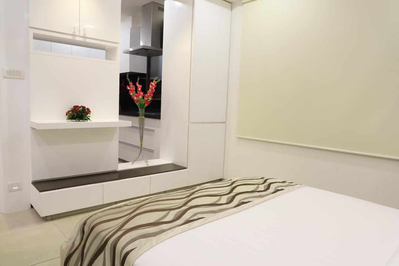 Hotel Ebony Residency Ahmadábád Exteriér fotografie